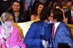 Jaya, Abhishek and Amitabh Bachchan at 20th Annual Life OK Screen Awards in Mumbai on 14th Jan 2014(698)_52d67c8d4b93b.JPG