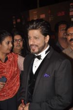 Shahrukh Khan at 20th Annual Life OK Screen Awards in Mumbai on 14th Jan 2014(568)_52d67d7fe4dfa.JPG