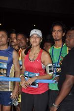 Neha Dhupia at Standard Chartered Marathon in Mumbai on 19th Jan 2014 (185)_52dbd1feded90.JPG