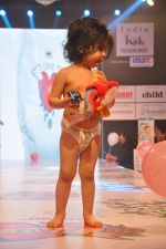 at Kids Fashion Week day 1 in Lalit on 18th Jan 2014 (63)_52dbae6420a90.JPG