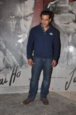 Salman Khan Promotes Jai Ho at Mehboob Studio in Mumbai on 23rd Jan 2014 (33)_52e208e76e405.JPG