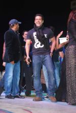 Salman Khan at worli fest in Mumbai on 24th Jan 2014 (43)_52e3903dc3783.JPG