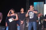 Salman Khan, Daisy Shah at worli fest in Mumbai on 24th Jan 2014 (32)_52e390479bfa2.JPG