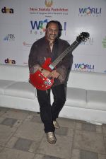 Leslie Lewis at Worli Fest in Worli, Mumbai on 25th Jan 2014 (61)_52e4de0e6440f.JPG