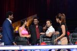 Priyanka Chopra  promote Gunday on location of India_s got talent in Filmcity, Mumbai on 25th Jan 2014  (49)_52e4e1f50582e.JPG