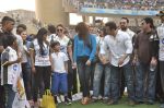 Salman Khan, Daisy Shah at CCL match in D Y Patil, Mumbai on 25th Jan 2014 (100)_52e4e489dcb1b.JPG