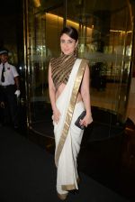 Kareena Kapoor snapped as she goes for an exclusive lunch hosted by Chhaya Momaya in honour oF FIRST LADY OF fRANCE Valerie Trierweiler in Mumbai on 27th Jan 2014 (20)_52e65a87f2c53.JPG