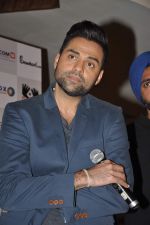 Abhay Deol at One by two merchandise launch in Inorbit, Malad on 28th Jan 2014 (16)_52e89a48327b2.JPG