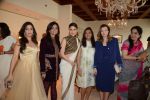 Kareena Kapoor, Krishika Lulla, Rashmi Thackeray at the lunch hosted by Chhaya Momaya in Mumbai on 28th Jan 2014 (94)_52e8999e6b9f7.JPG