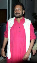shekhar kapoor at a surprise birthday party for Sudhir Mishra by Rahul Bhat in Mumbai on 22nd Jan 2014_52e8913dc011d.jpg