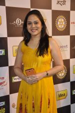 at Mirchi Marathi Music Awards in Pune, Mumbai on 27th jan 2014 (8)_52ea461a39f7c.JPG