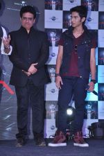 Salman Khan launches Arman Malik_s album in Mumbai on 30th Jan 2013 (30)_52eb3f1fa6307.JPG