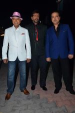 Javed Jaffrey, Ravi Behl, Naved Jaffrey at gunday promotions on the sets of Boogie Woogie in Malad, Mumbai on 6th Feb 2014 (11)_52f3d90848810.JPG