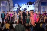 Madhuri, Preity, Lara, Evelyn, Malaika, Mandira, Isha at Manish malhotra show for save n empower the girl child cause by lilavati hospital in Mumbai on 5th Feb 2014 (27)_52f3c4b3860d7.jpg