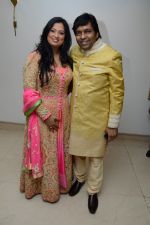 richa sharma & bhavdeep jaipurwale at Music Maestro Pt. Bhavdeep Jaipurwale_s Son Sudeep Jaipurwale_s Sangeet on 5th Feb 2014_52f4a30387358.JPG