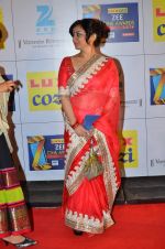 Divya Dutta at Zee Awards red carpet in Filmcity, Mumbai on 8th Feb 2014 (75)_52f77b0e8111d.JPG