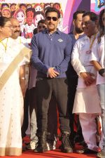 Salman Khan at First edition of little hearts marathon in Mumbai on 8th Feb 2014(59)_52f7782abfa49.JPG