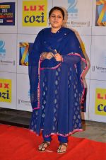 Supriya Pathak at Zee Awards red carpet in Filmcity, Mumbai on 8th Feb 2014 (270)_52f77e29bac1c.JPG