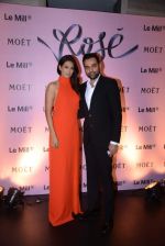 Abhay Deol, Preeti Desai at rose moet launch live feed from the event in Mumbai on 13th Feb 2014(97)_52fdf7d37309d.JPG