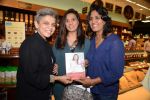 at Asha Khatau_s book launch in Foodhall, Mumbai on 13th Feb 2014 (22)_52fdfba33e66c.JPG