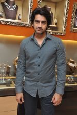 Arjan Bajwa at the  Launch of The Cappuccino Collection Store in Mumbai on 15th Feb 2014 (35)_53008e473dab9.JPG