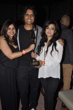 Monali Thakur, Nagesh Kukunoor at Nagesh Kuknoor Palm Springs success bash in Juhu, Mumbai on 19th Feb 2014 (153)_5304e95eb1f5d.JPG