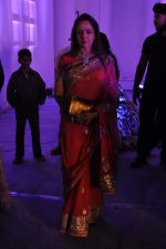 Hema Malini at Miraj Group_s Madan Paliwal_s daughter Devdhooti and Vikas Purohit_s reception in Udaipur on 18th Feb 2014 (217)_5305c962cc6f3.JPG