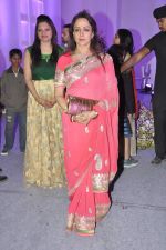 Hema Malini at Miraj Group_s Madan Paliwal_s daughter Devdhooti and Vikas Purohit_s reception in Udaipur on 18th Feb 2014 (225)_5305c966359b3.JPG