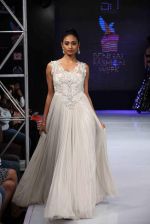 Model walks for designer AD Singh at Bengal Fashion Week day 2 on 22nd Feb 2014 (39)_5309f4c5c6dd3.jpg