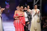 Reshmi Ghosh walks for designer AD Singh at Bengal Fashion Week day 2 on 22nd Feb 2014 (35)_5309f4d2775c8.jpg