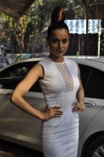 Kangana Ranaut brand new look in Mumbai on 25th Feb 2014 (23)_530dd1fac0083.JPG