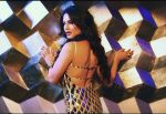 Sunny Leone intoxicate in CHAAR BOTAL VODKA in Ragini MMS-2 on 26th Feb 2014 (13)_530de14c5ffd5.jpg