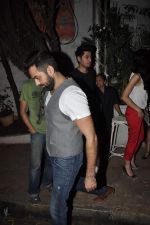 Abhay Deol snapped in Olive, Mumbai on 28th Feb 2014 (55)_5311872b899a8.JPG