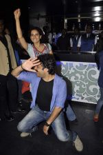 Kangana Ranaut, Vikas Bahl goes clubbing to promote Queen in Mumbai on 1st March 2014 (91)_5312a2c437e4c.JPG