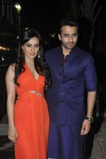 Jackky Bhagnani and Neha Sharma on the sets of Comedy Circus in Mumbai on 5th March 2014 (1)_53184123b6085.JPG