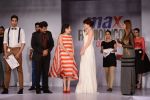 Kalki Koechlin at Cosmopolitan Max Fashion Icon grand finale in Delhi on 6th March 2014 (255)_5319cd170dd4a.JPG