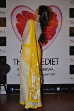 Jacqueline Fernandez at The Love Diet book launch in Bandra, Mumbai on 11th March 2014 (48)_5320440cb1f13.JPG