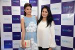 Jacqueline Fernandez at the launch of smile bar in Mumbai on 11th March 2014 (116)_531ffbcb83d1f.JPG
