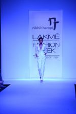 Model walk for Nikhil Thampi Show at LFW 2014 Day 1 in Grand Hyatt, Mumbai on 12th March 2014 (2)_53204eecd2233.JPG