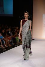 Model walk for SOUP BY SOUGAT PAUL Show at LFW 2014 Day 1 in Grand Hyatt, Mumbai on 12th March 2014 (100)_53204d0f2323f.JPG