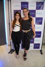 Pooja Bedi at the launch of smile bar in Mumbai on 11th March 2014 (231)_531ffd3026051.JPG