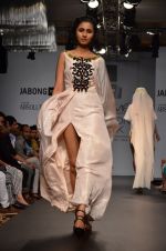 Model walk for Swagger by Saj Jabong Show at LFW 2014 Day 1 in Grand Hyatt, Mumbai on 12th March 2014 (141)_532183d548307.JPG