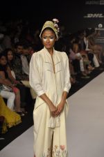 Model walk for N and S Gaia Show at LFW 2014 Day 3 in Grand Hyatt, Mumbai on 14th March 2014 (34)_5322e402390db.JPG