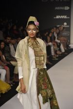 Model walk for N and S Gaia Show at LFW 2014 Day 3 in Grand Hyatt, Mumbai on 14th March 2014 (52)_5322e40a6cc2f.JPG