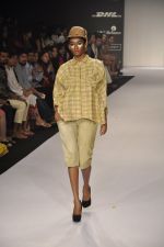 Model walk for N and S Gaia Show at LFW 2014 Day 3 in Grand Hyatt, Mumbai on 14th March 2014 (60)_5322e40d917b5.JPG