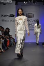 Model walk for Arman and Aiman Show at LFW 2014 Day 3 in Grand Hyatt, Mumbai on 14th March 2014 (90)_53242ea1e4e8f.JPG