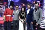Mahi Gill, Chunky Pandey, Sharman Joshi with Sunil Grover & Manish Paul promotes Gang of Ghosts on Mad in India in Delhi on 14th March 2014 _532506d0ccd3b.JPG