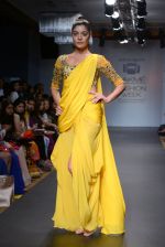 Model walk for Arpita Mehta Show at LFW 2014 Day 4 in Grand Hyatt, Mumbai on 15th March 2014 (19)_53259b33454e5.JPG