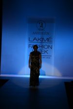 Model walk for Ashden Show at LFW 2014 Day 4 in Grand Hyatt, Mumbai on 15th March 2014 (7)_53251265c8ffe.JPG