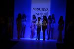 Sonal Chauhan walk for SS Surya Show at LFW 2014 Day 5 in Grand Hyatt, Mumbai on 16th March 2014 (55)_5326d0a9647a5.JPG